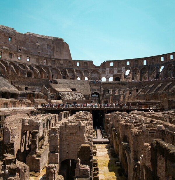 colosseum 4 inside-1